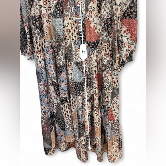 Skylar Rose V-Neck Midi Smock Dress in 70s Patchwork Print Size Small - Picture 2 of 15